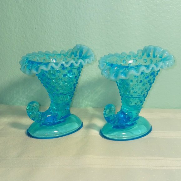 Set of 2 Vintage Fenton Hobnail Blue Opalescent Cornucopia Candle holders - Picture 1 of 7